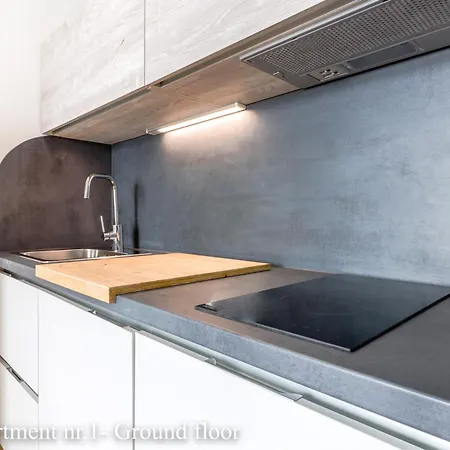 Casanova - Viewpoint Apartman *